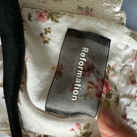 Reformation linen dress, size8 - Picture 6 of 7